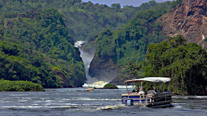 boat-cruise-along-the-victoria-nile-in-murchison-falls-national-park